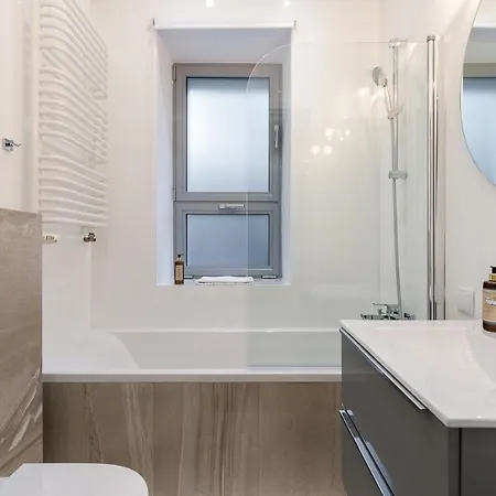 Twarda 14 - Elegant By Renters *